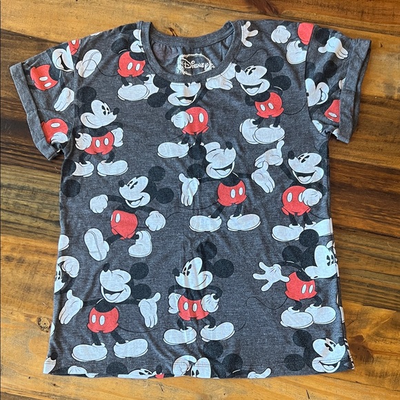 Disney Tops - Disney Mickey Crewneck T-shirt